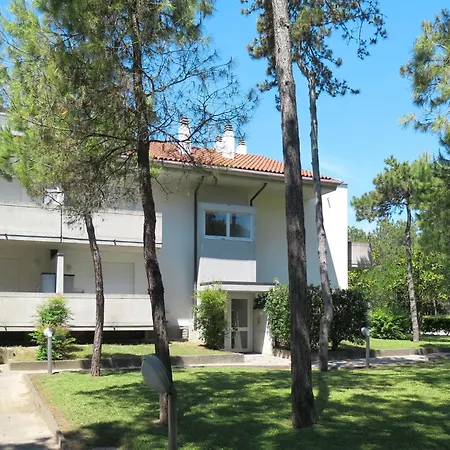 Parco Hemingway-34 By Interhome