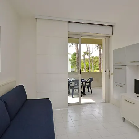 Апартаменты Parco Hemingway-34 By Interhome Линьяно-Саббьядоро